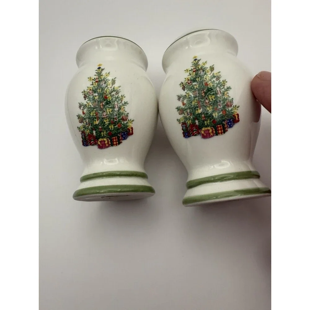 Christopher Radko Traditions Holiday Celebrations Salt and Pepper Shakers 3 7/8